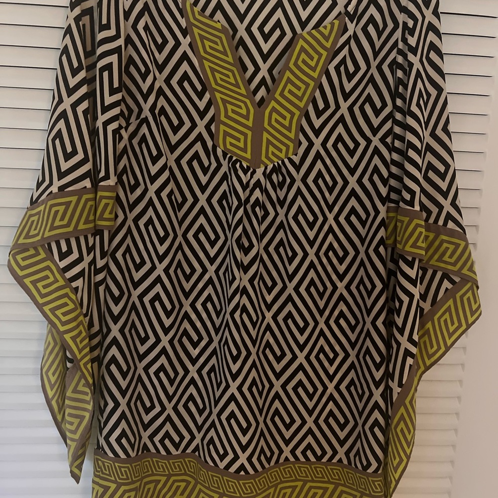 Alice & Trixie Black and Green Geometric Tunic